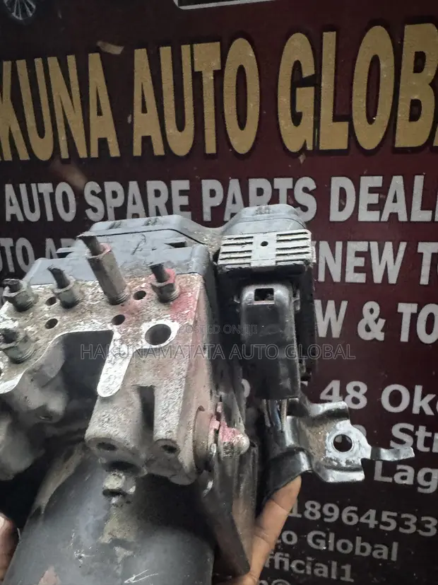 Toyota Avalon 2011-2012 ABS Pump/Module - New & Tokunbo - 1