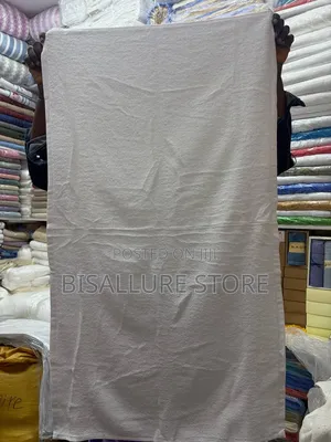 Large White Towel - 100x120cm
