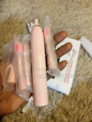 Rechargeable Electric Toothbrush with 4 Heads