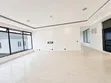 Gidan Bacci 5-Bedroom Mai Cikakken Tsarin Zama a Pinnock Beach Estate, Osapa London - 3