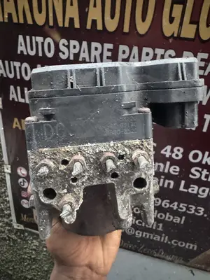 Toyota Sienna 2009 ABS Pump/Module