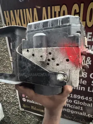 Toyota Highlander 2004-2007 ABS Pump & Control Unit