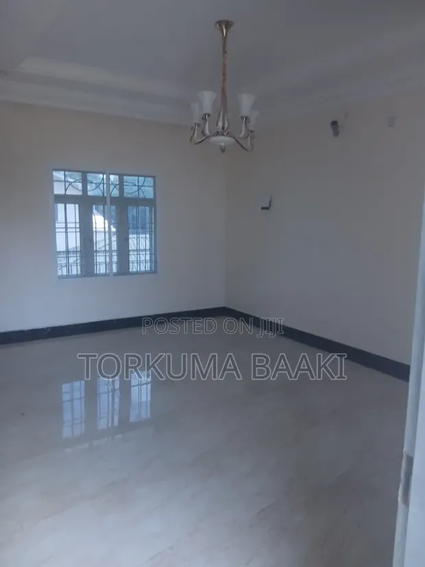 2 Bedroom Block of Flats don haya a Berger Clinic, Life Camp - 1