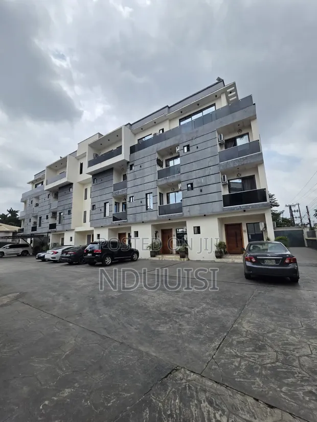 4 Bedroom Penthouse with BQ in Ikeja GRA for Sale - 1