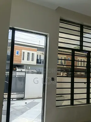 4 Bedroom Duplex Don Sayarwa a Olokonla, Ajah