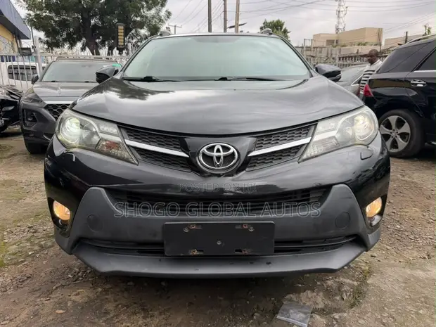 2014 Toyota RAV4 Limited SUV - 1