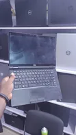 Dell Latitude 7390 2-in-1 Laptop - 2