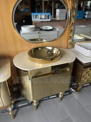 Executive Gold Cabinet with Complete Mirror
