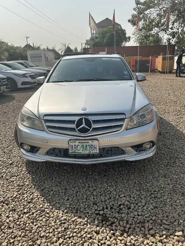 Luxury Car Rental - Daily Service - 1