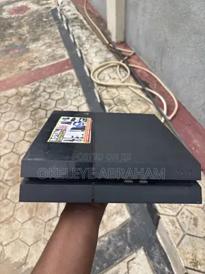 Neatly Used PlayStation 4 (PS4) - Osogbo