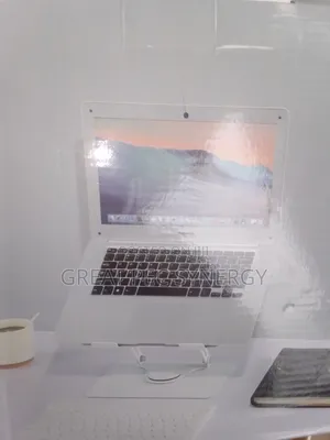 Laptop Stand Mai Fannin Sanyin Jiki - Sabon Abu