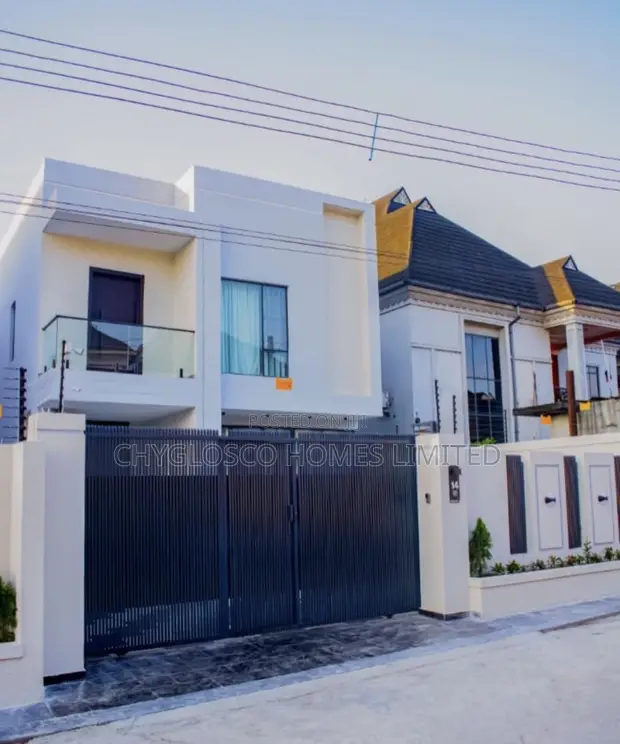 5 Bedroom Smart Duplex da Kayan Aiki a Woji - 1