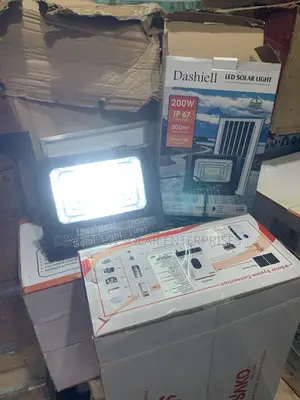 200W Dashiell LED Solar Floodlight