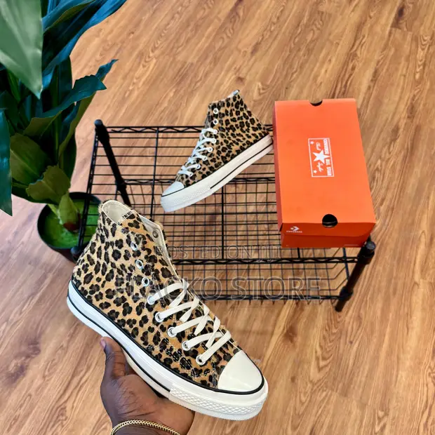 Takalmi Converse Chuck Taylor 70 Plus Hi Mai Launin Damisa - 1