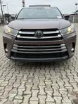 Toyota Highlander Limited 2019 Brown - 4