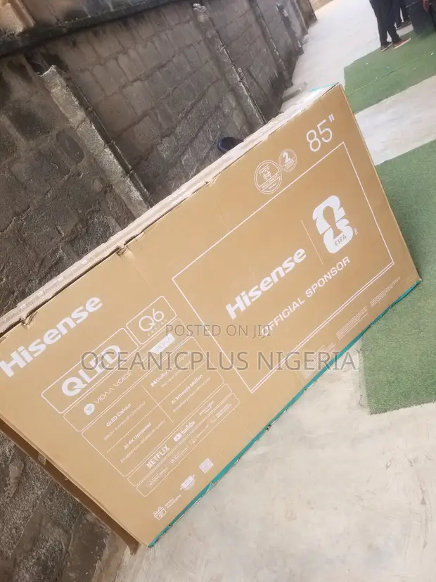 Hisense 85" 4K QLED Smart TV - 1