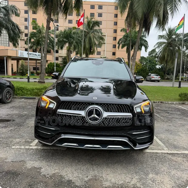 2021 Mercedes-Benz GLE 450 4MATIC Black - 1