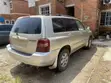 Toyota Highlander 2004 Gold - 4
