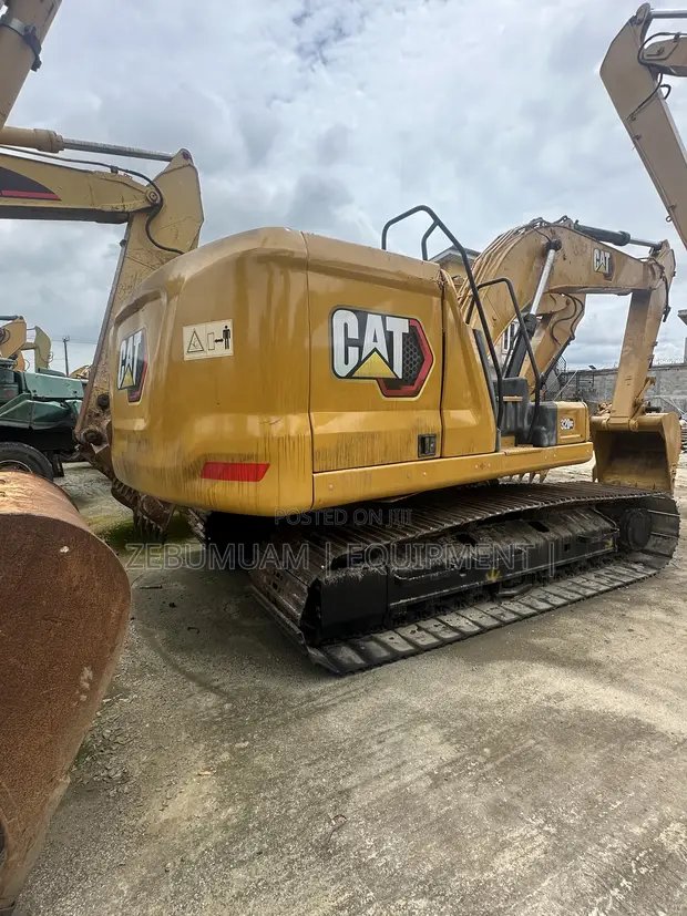 Caterpillar 320 GC Excavator - An Shigo Dashi Daga Ƙasashen Waje - 1