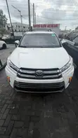 2015 Toyota Highlander XLE AWD SUV - 3