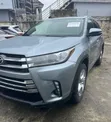 Toyota Highlander XLE 2017 Silver - 4