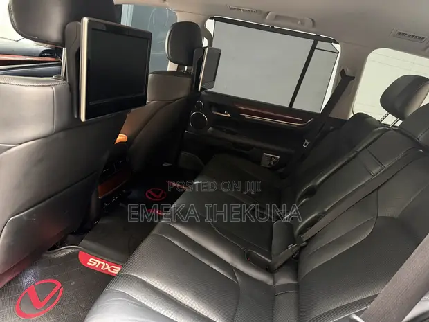 2019 Lexus LX570 Gray - 1