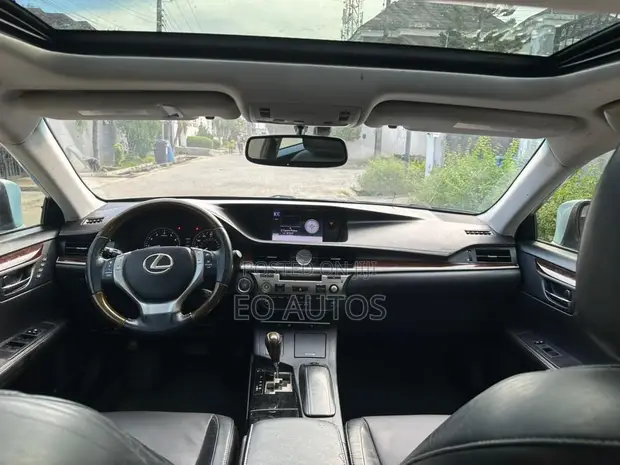 Lexus ES 350 2013 Mai Amfani Da Kasashen Waje - 1