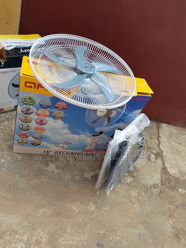 Qasa 18-Inch Rechargeable Standing Fan Mai Nuni na Digital - 1
