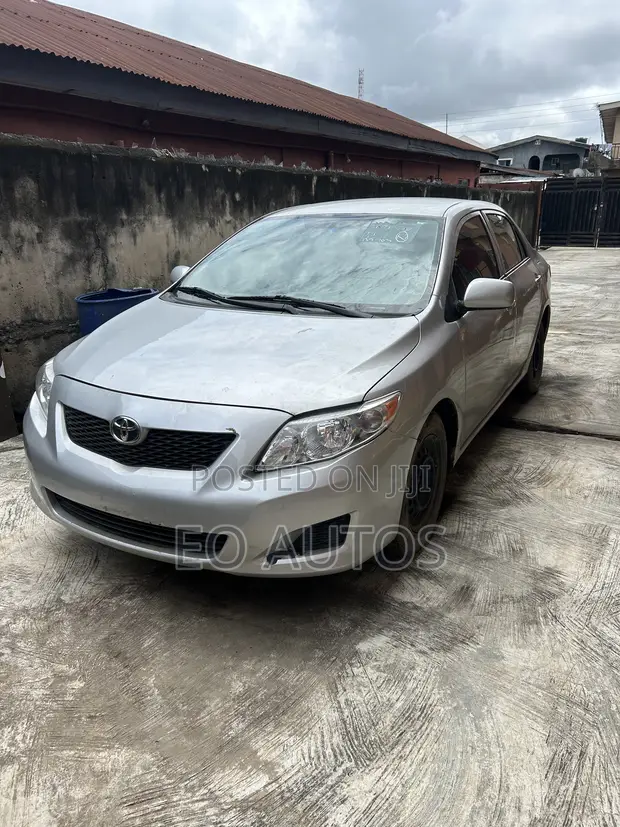 2010 Toyota Corolla LE - Foreign Used - 1