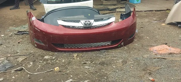 Toyota Sienna Front Bumper - Foreign Used - 1