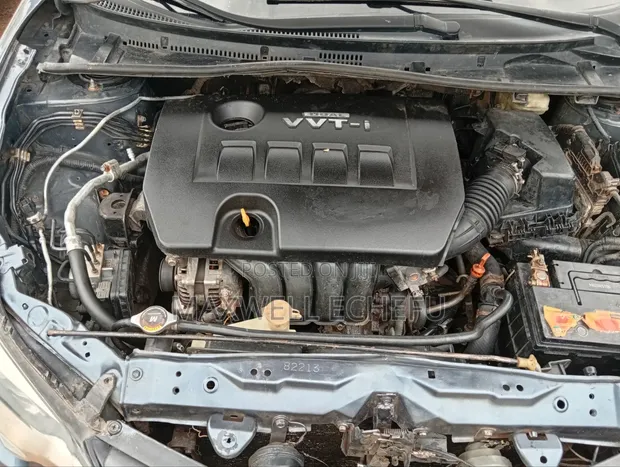 Toyota Corolla 2014 Gray - 1