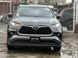 Toyota Highlander XLE 2021 Launin Fari - 3