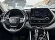 Toyota Highlander XLE 2021 Launin Fari - 4