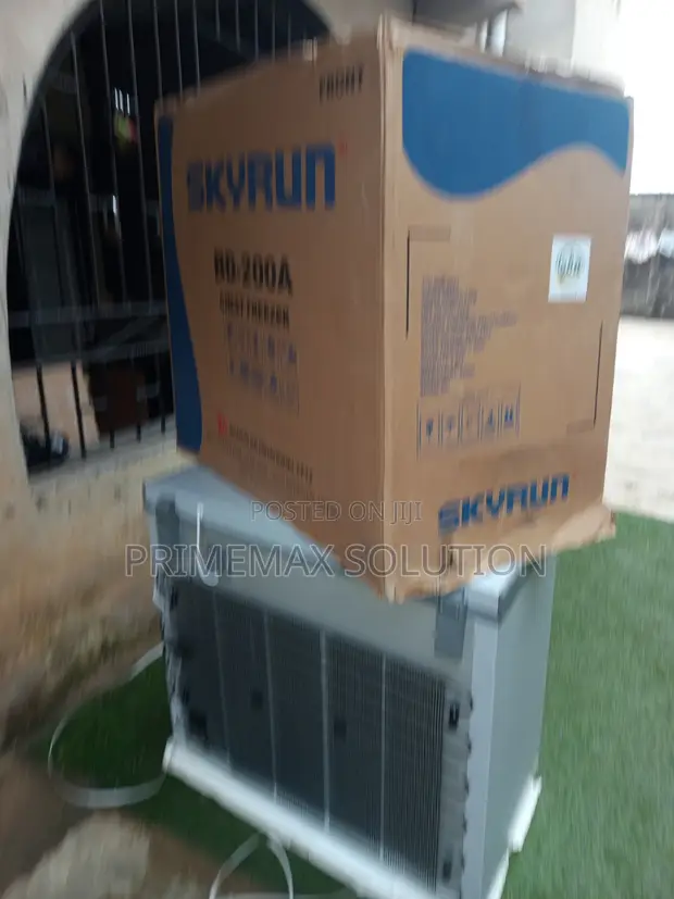 Skyrun BD-200A 200L Chest Freezer - 1