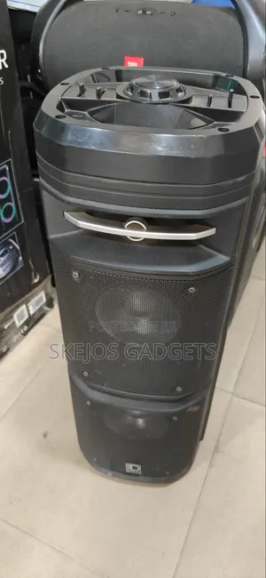 Dennis SE-606UR AC/DC Bluetooth PA Speaker