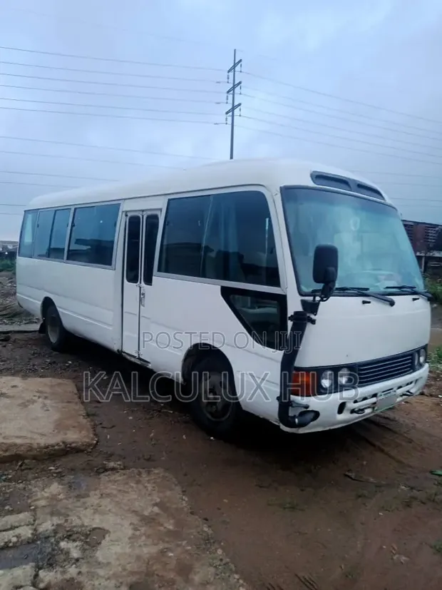 Kalculux Hub Coaster Bus Rental - 1