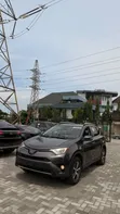 Toyota RAV4 XLE 2018 Grey - 1