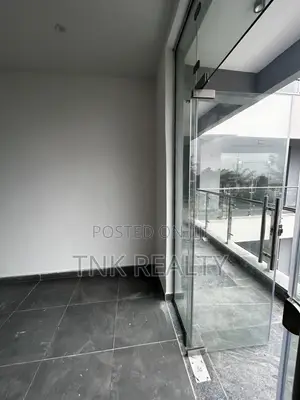Commercial Shop for Sale in Wuse 2, Abuja