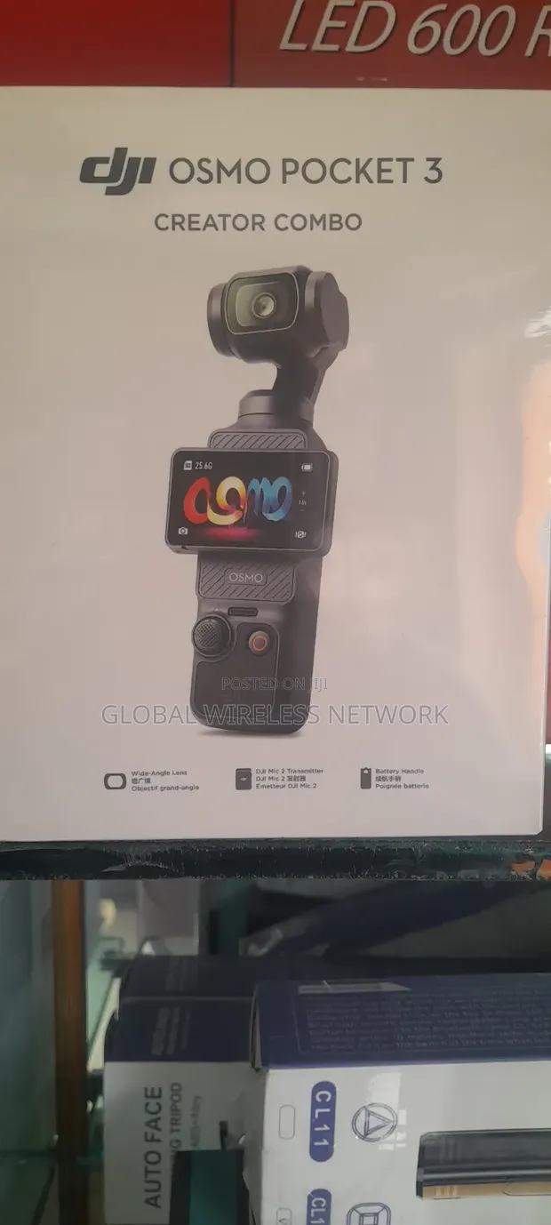 DJI Osmo Pocket 3 Creator Combo - 1