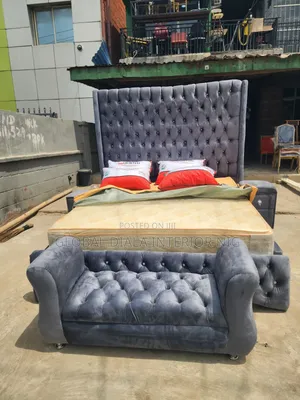 Quality 6x6 Padded Bedframe Set