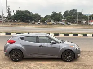 2017 Hyundai Veloster Gray