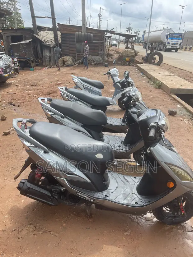 Kymco G5 Scooter 2020 - 1