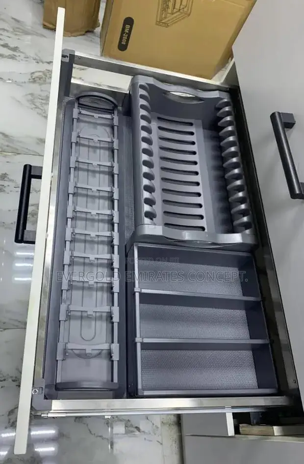 80cm Drawer Luxury Plate Rack - 1