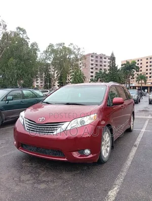 Toyota Sienna XLE 2013 Red