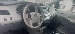 2012 Toyota Sienna Sport - Accident Free
