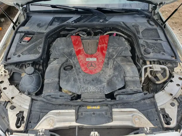 Mercedes-Benz C400 2015 Fari - 1