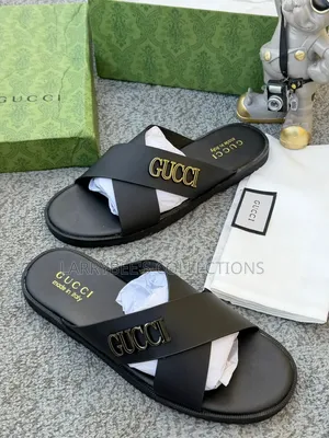 Luxurious Italian Gucci Slippers - Black