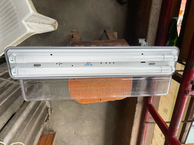 2ft Fluorescent Fitting - Brand New - 1