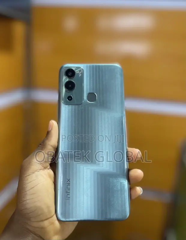 Infinix Hot 12i 64GB Green - 1