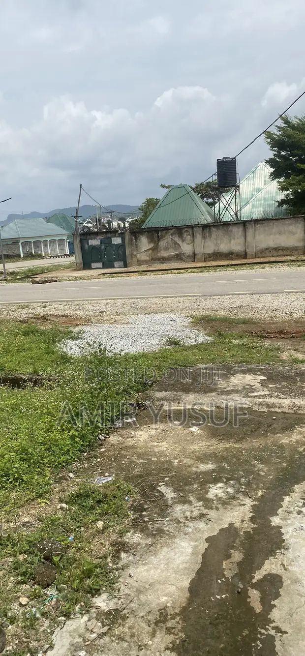 Mixed-use Land for Sale in Suleja - 1
